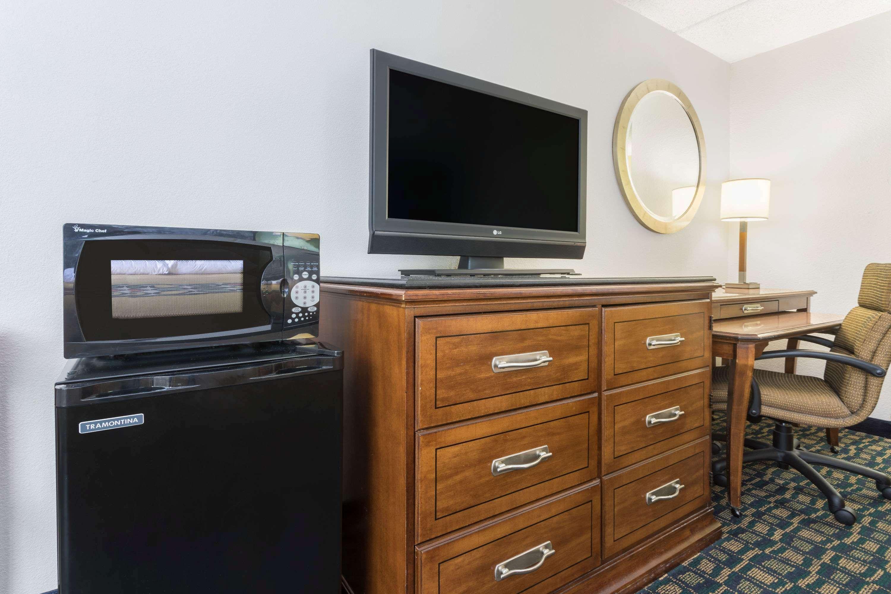 Super 8 By Wyndham Kingsland I-95 Naval Base Area Hotel Buitenkant foto
