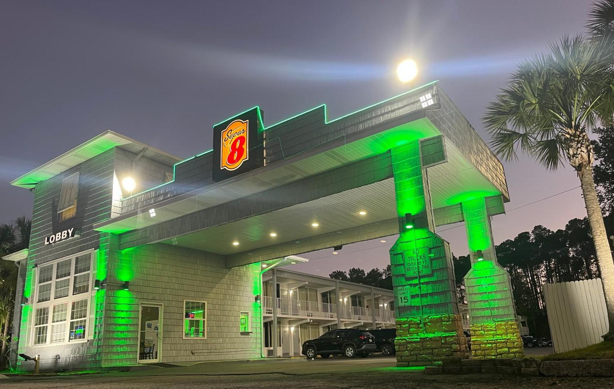 Super 8 By Wyndham Kingsland I-95 Naval Base Area Hotel Buitenkant foto